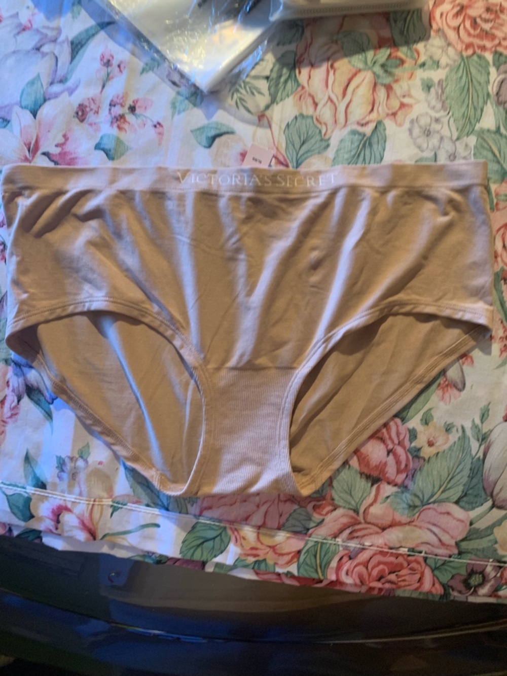 NWT Victoria  Secret Women's Cotton Bikini Briefs — Nude Size X-Large